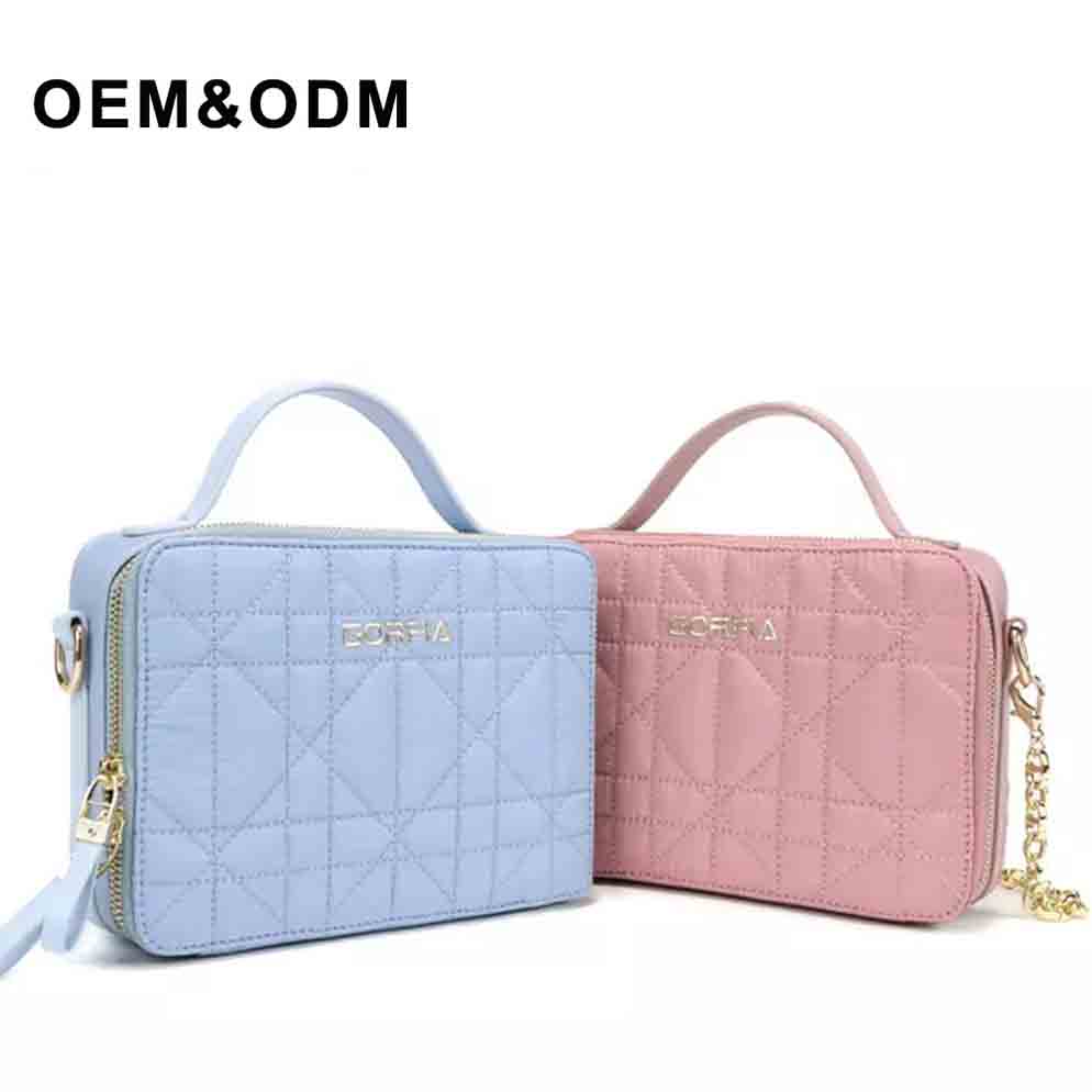 Women's portable chain crossbody bag similar to dior plaid bag